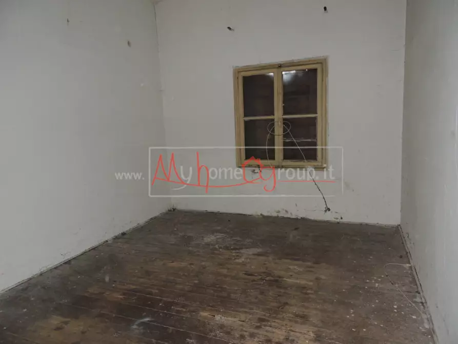 Immagine 27 di Negozio in affitto  in Pontecorvo a Padova