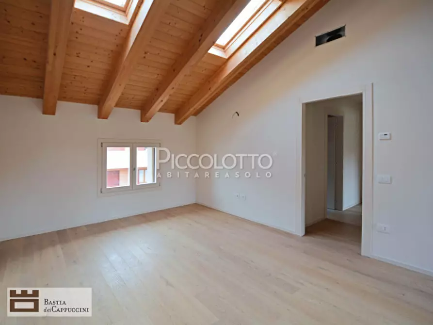 Immagine 7 di Appartamento in vendita  in Vicolo dei Cappuccini a Castelfranco Veneto
