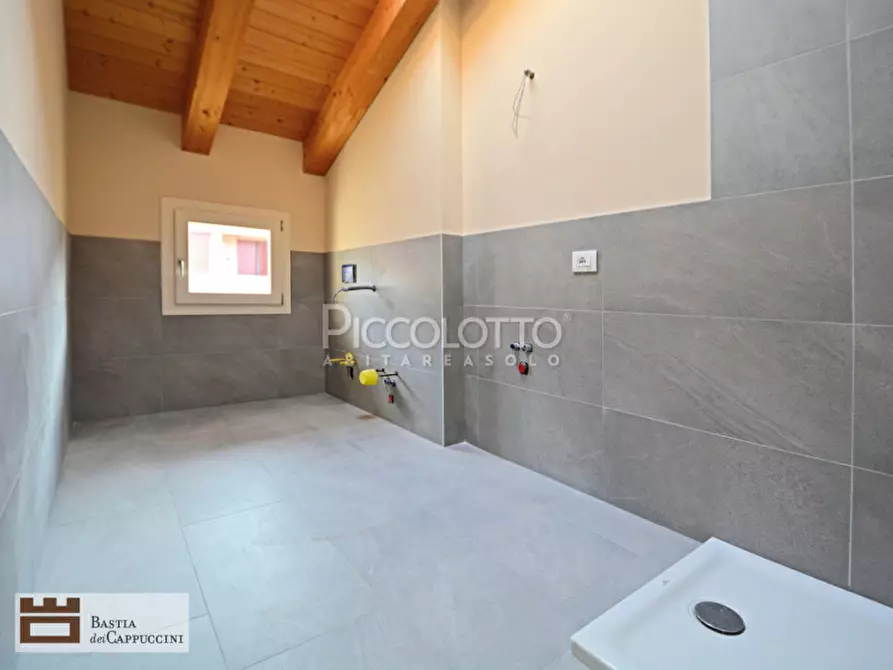 Immagine 8 di Appartamento in vendita  in Vicolo dei Cappuccini a Castelfranco Veneto