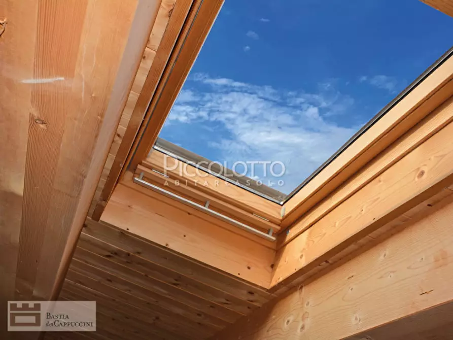 Immagine 11 di Appartamento in vendita  in Vicolo dei Cappuccini a Castelfranco Veneto