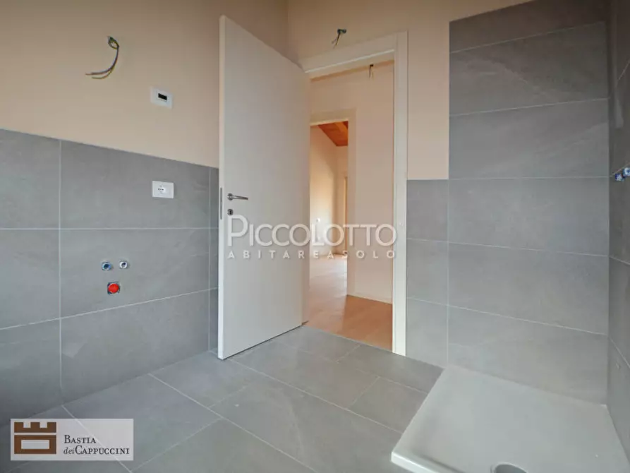 Immagine 13 di Appartamento in vendita  in Vicolo dei Cappuccini a Castelfranco Veneto