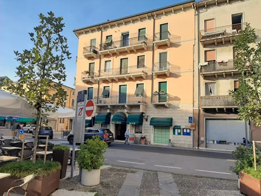 Immagine 1 di Appartamento in vendita  a Valeggio Sul Mincio