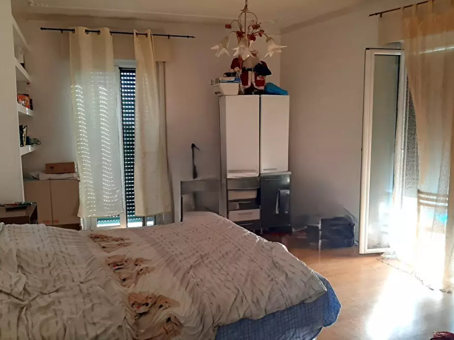 Immagine 9 di Appartamento in vendita  a Valeggio Sul Mincio