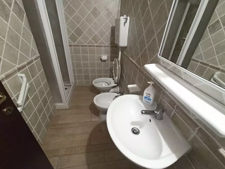 Immagine 12 di Agriturismo in vendita  in via Roma a Castiglione Del Lago