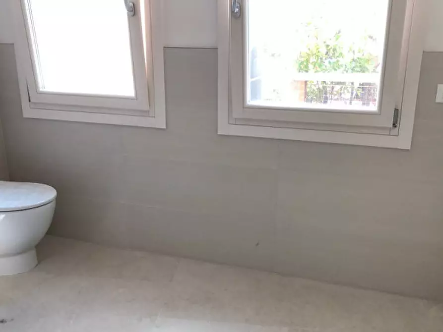 Immagine 5 di Attico in vendita  in Calle Corona a Chioggia