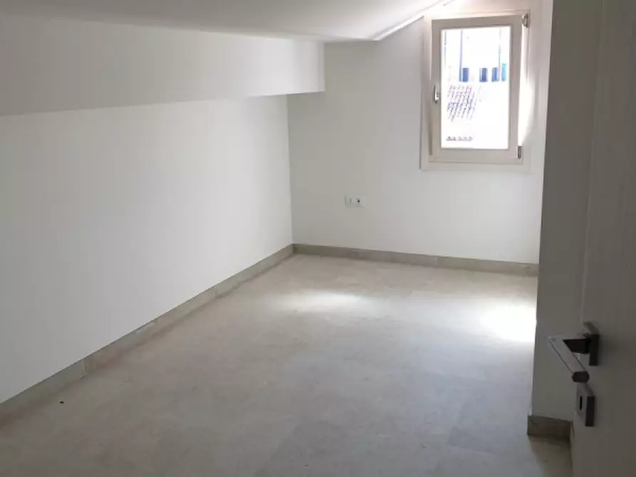 Immagine 9 di Attico in vendita  in Calle Corona a Chioggia