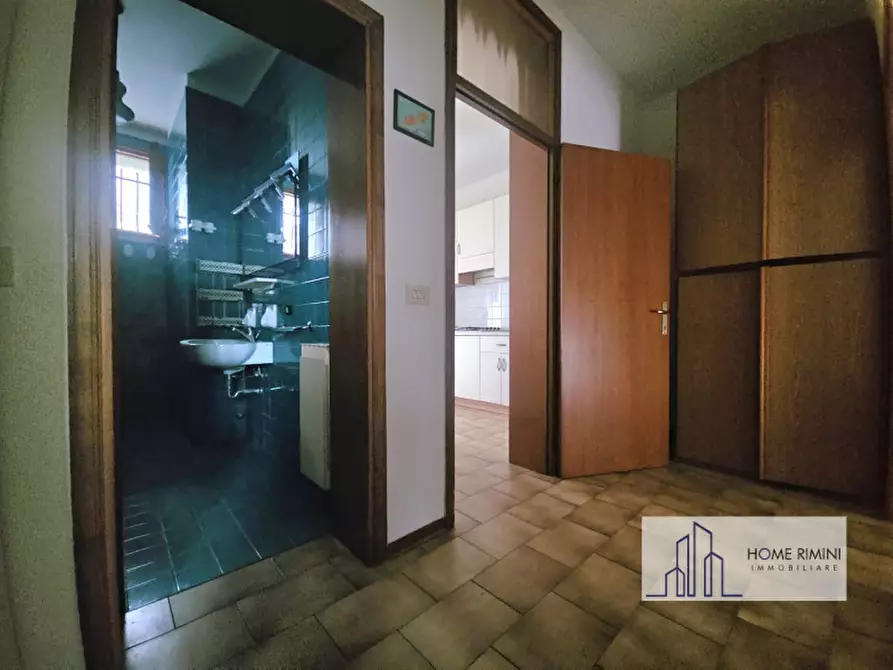 Immagine 13 di Appartamento in vendita  in Viale regina Margherita a Rimini