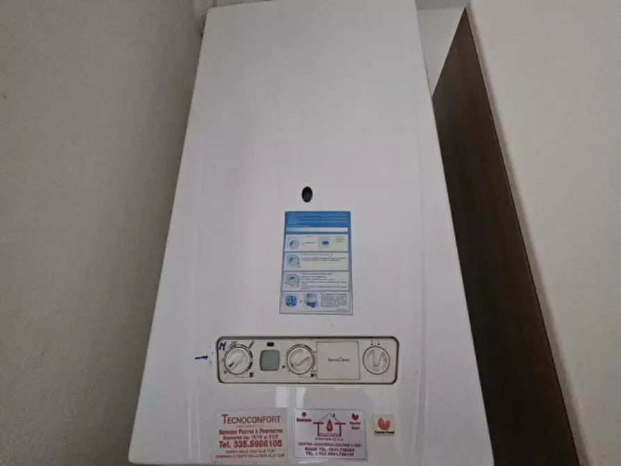 Immagine 25 di Appartamento in vendita  in Viale regina Margherita a Rimini