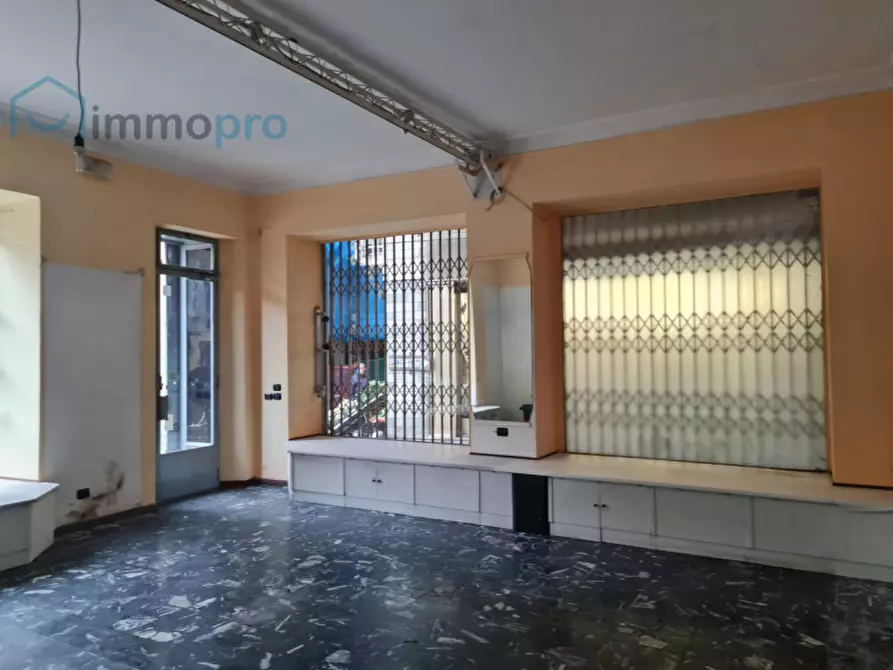 Immagine 5 di Negozio in affitto  in Piazza Boetto 1 a Cuorgnè