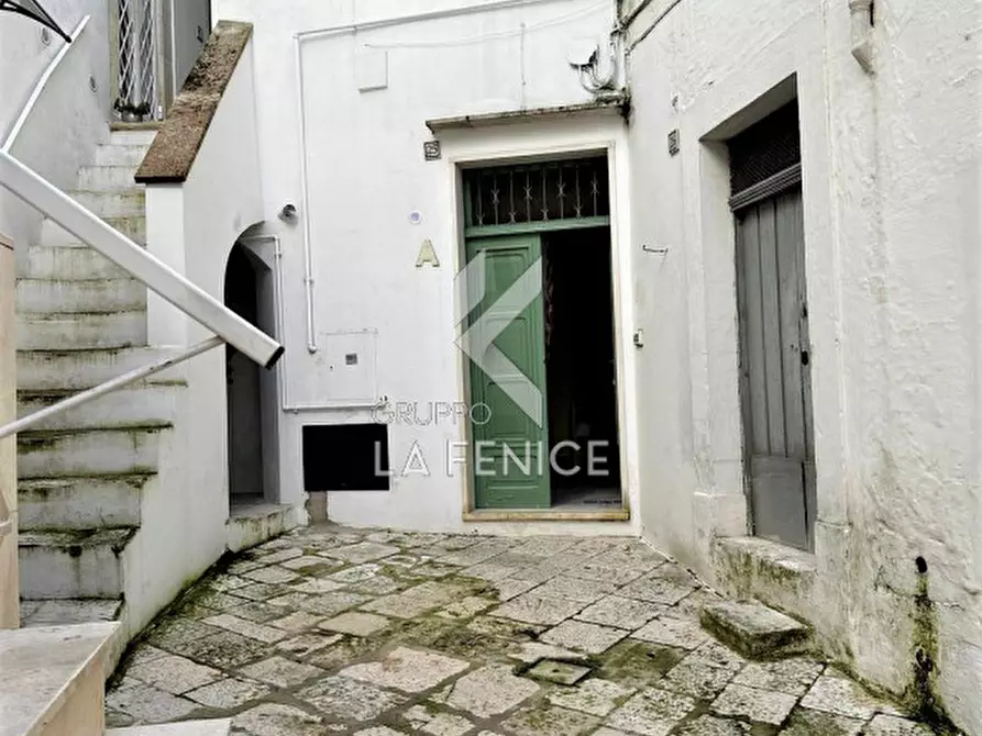 Immagine 1 di Casa indipendente in vendita  in Vico Stabile a Martina Franca