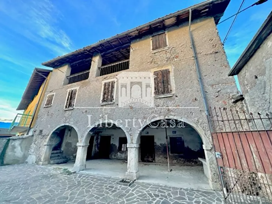 Immagine 4 di Rustico / casale in vendita  in Via Roma a Preseglie