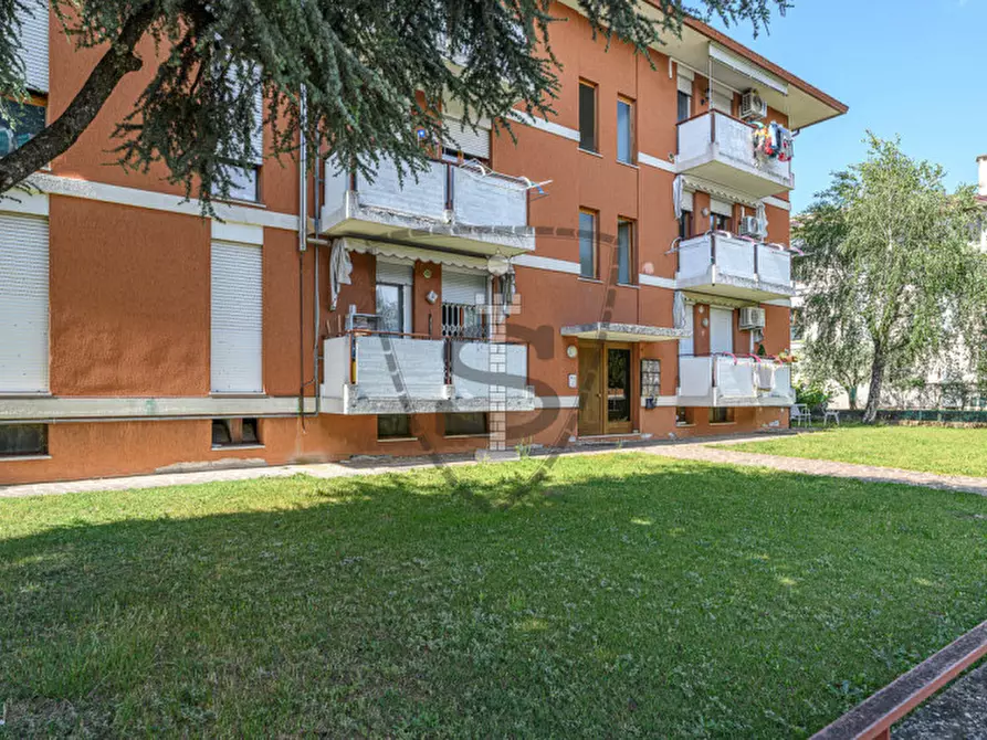 Immagine 16 di Appartamento in vendita  in Via Val d'Aosta, 16 a Bassano Del Grappa