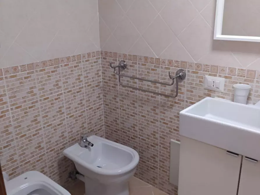 Immagine 12 di Appartamento in affitto  in Vico Santo Spirito Di Palazzo 33 a Napoli