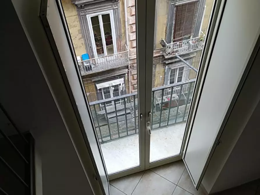 Immagine 28 di Appartamento in affitto  in Vico Santo Spirito Di Palazzo 33 a Napoli