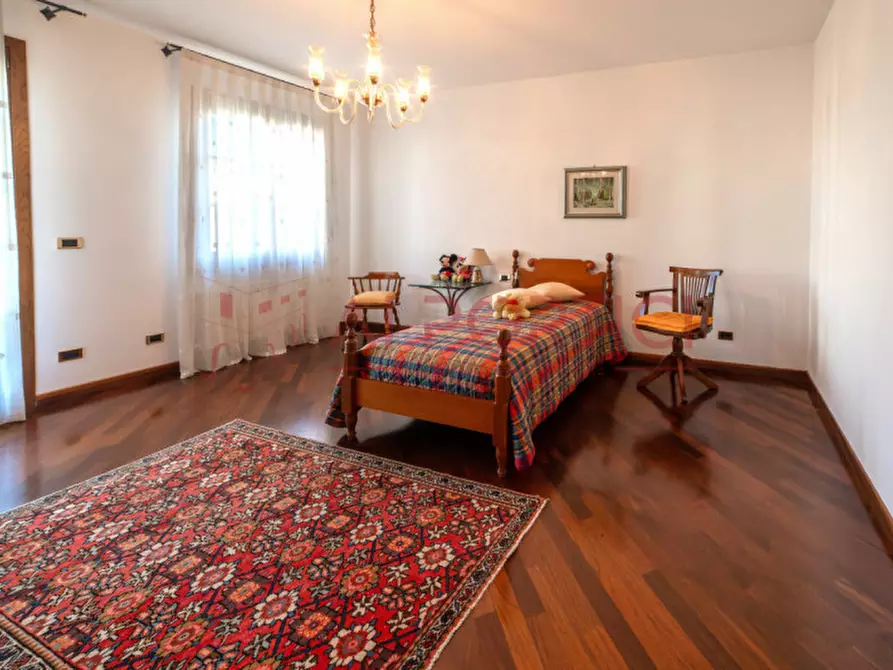 Immagine 19 di Villa in vendita  in Via A. Modigliani a Brugine