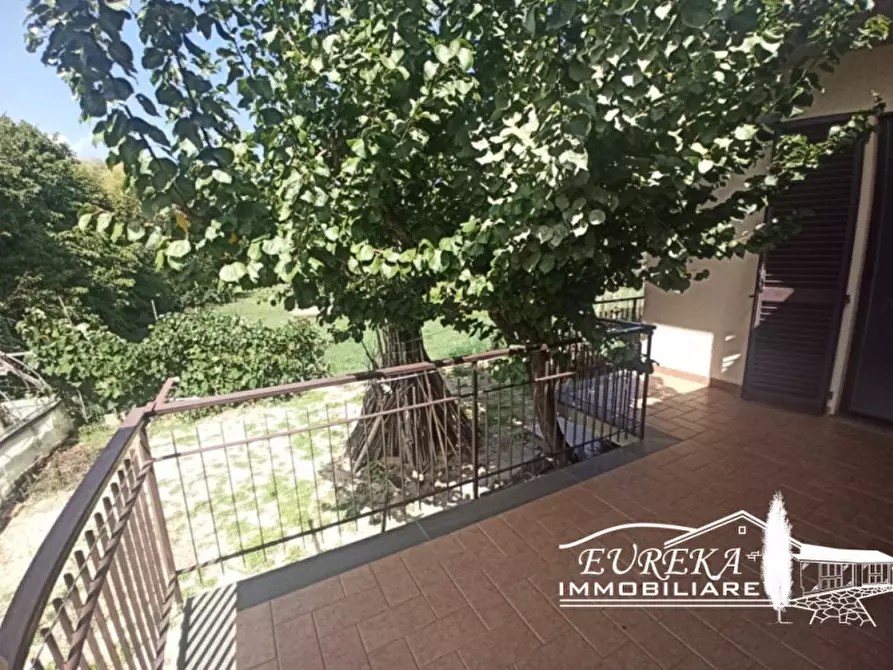 Immagine 9 di Villa in vendita  in Via Roma a Castiglione Del Lago