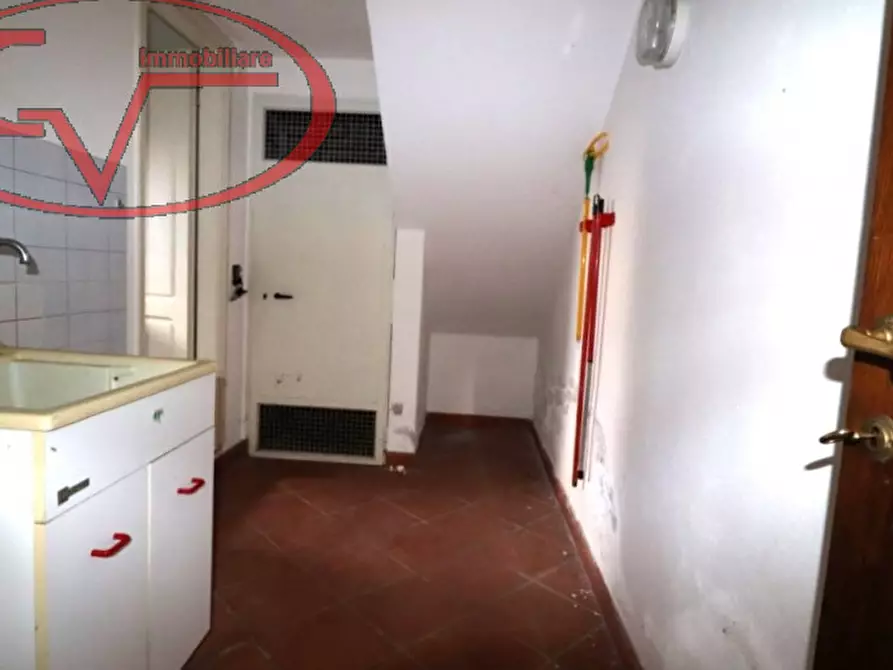 Immagine 46 di Villa in vendita  in via vespucci a Montevarchi