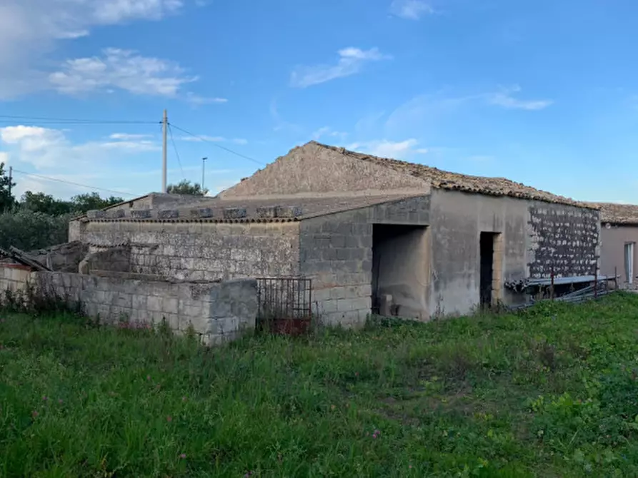 Immagine 2 di Casa indipendente in vendita  a Modica