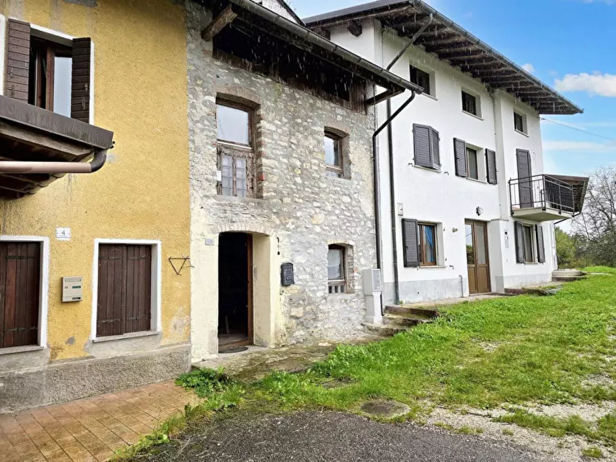 Immagine 2 di Appartamento in vendita  in frazione Ronchedel, N. 4/a a Seren Del Grappa