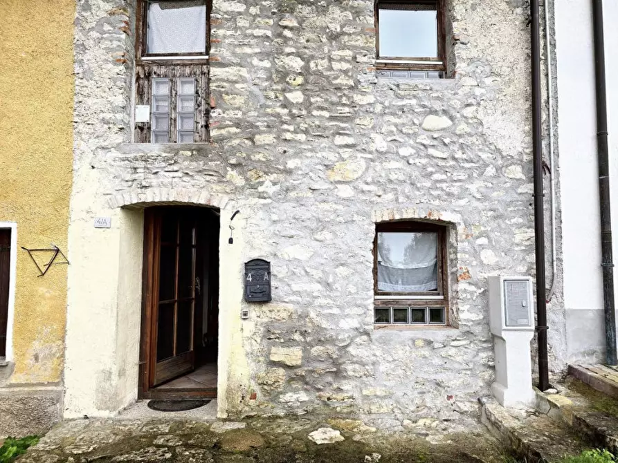 Immagine 4 di Appartamento in vendita  in frazione Ronchedel, N. 4/a a Seren Del Grappa