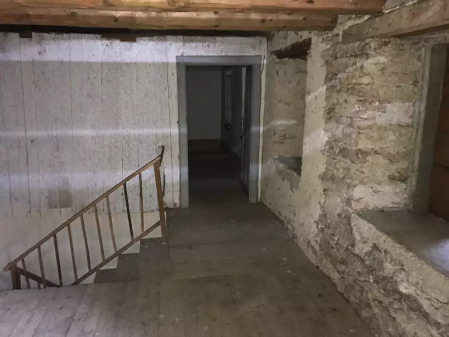 Immagine 6 di Rustico / casale in vendita  a Gallio