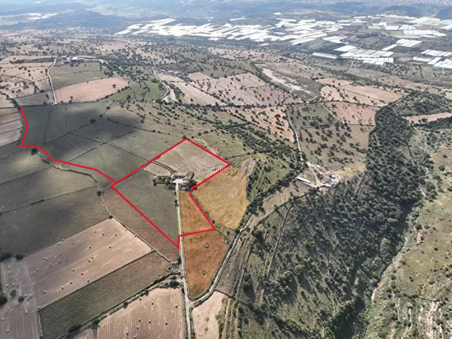 Immagine 10 di Rustico / casale in vendita  in Contrada Mangiapane a Comiso