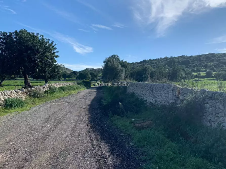 Immagine 22 di Rustico / casale in vendita  in Contrada Mangiapane a Comiso