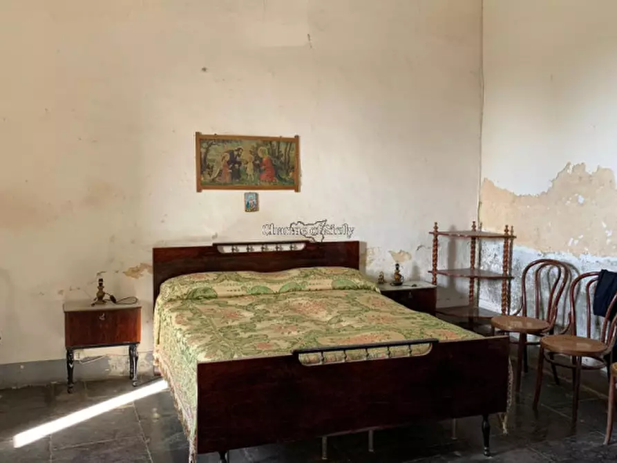 Immagine 36 di Rustico / casale in vendita  in Contrada Mangiapane a Comiso