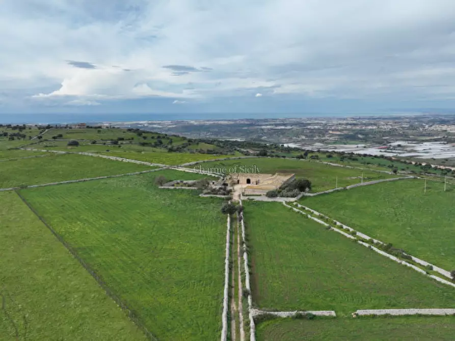 Immagine 51 di Rustico / casale in vendita  in Contrada Mangiapane a Comiso