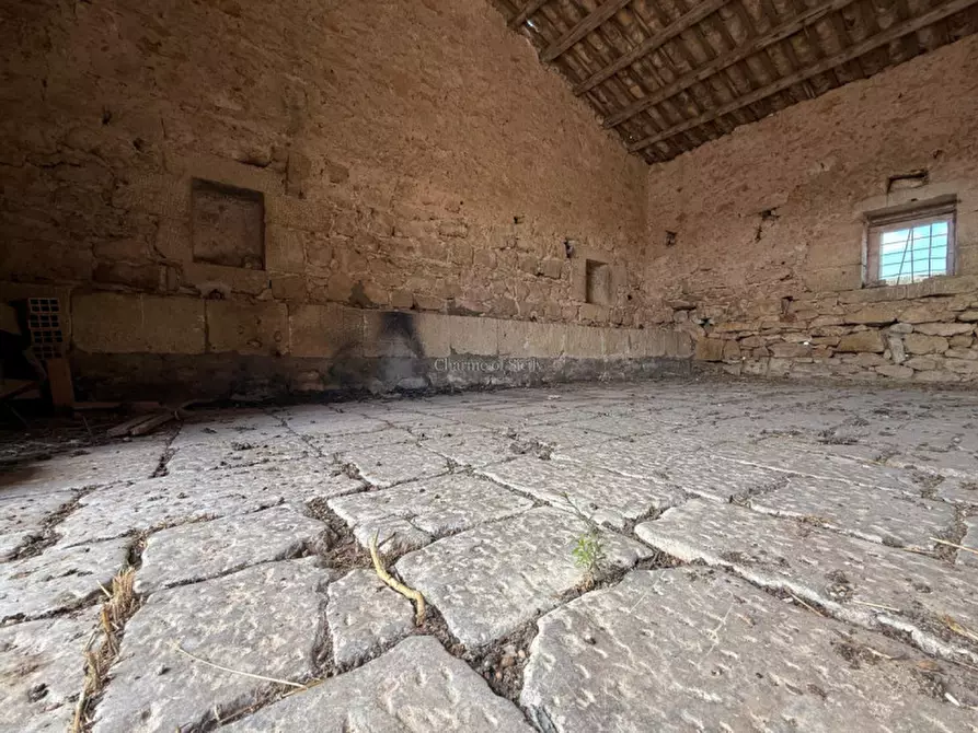 Immagine 61 di Rustico / casale in vendita  in Contrada Mangiapane a Comiso