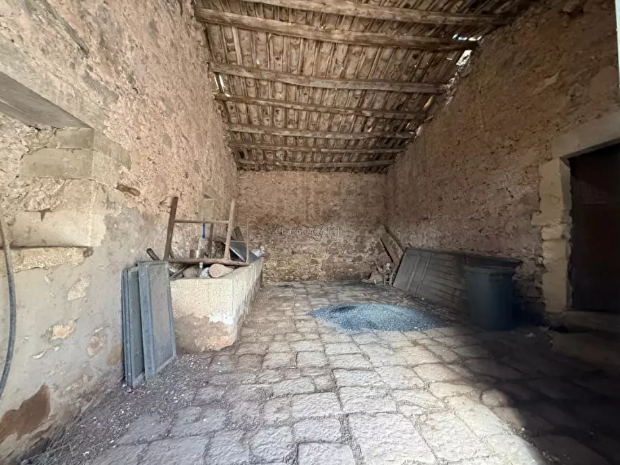 Immagine 63 di Rustico / casale in vendita  in Contrada Mangiapane a Comiso