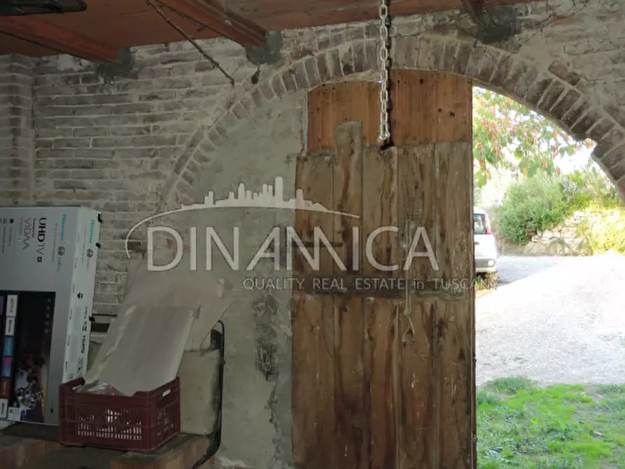 Immagine 8 di Rustico / casale in vendita  a Palaia