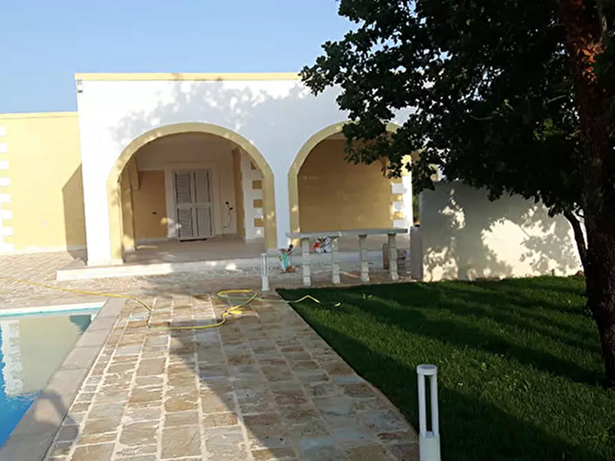 Immagine 1 di Villa in affitto  in C.da Vato Aperto a Ostuni
