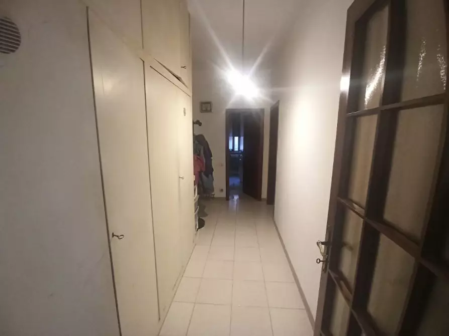 Immagine 6 di Appartamento in vendita  in Via Roma a Castiglione Del Lago