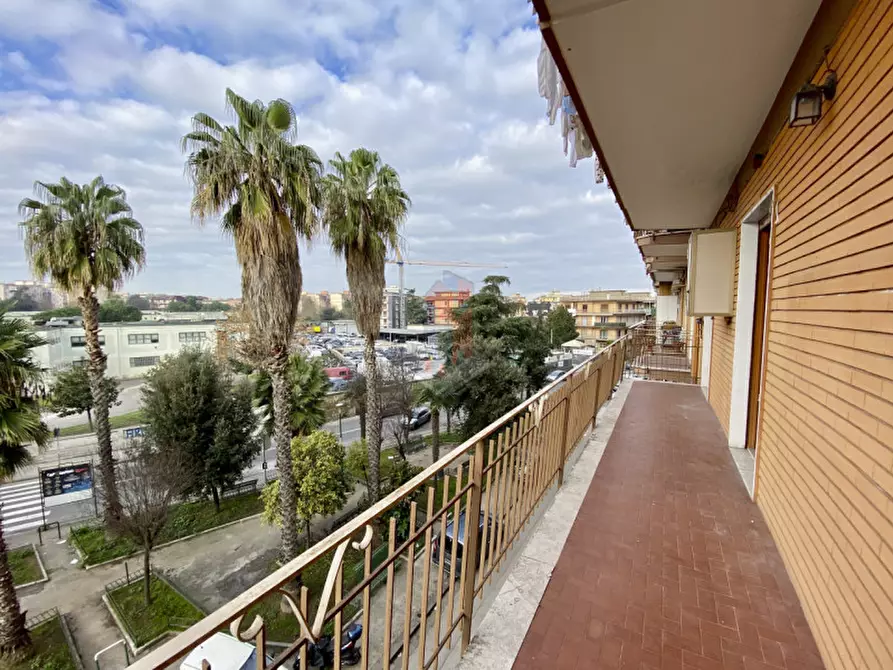 Immagine 13 di Appartamento in vendita  in CORSO SECONDIGLIANO - VIA DEL CASSANO a Napoli