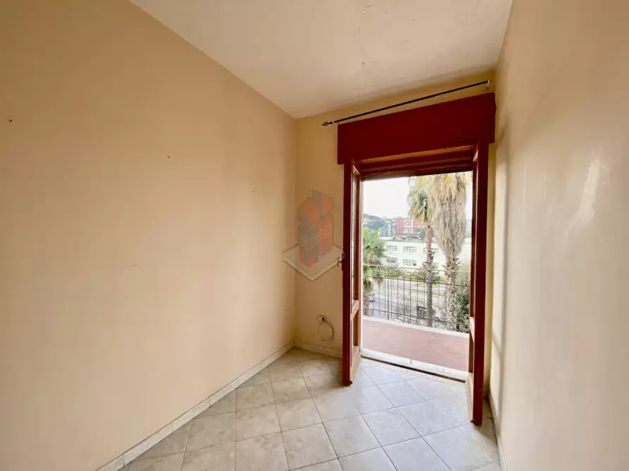 Immagine 17 di Appartamento in vendita  in CORSO SECONDIGLIANO - VIA DEL CASSANO a Napoli