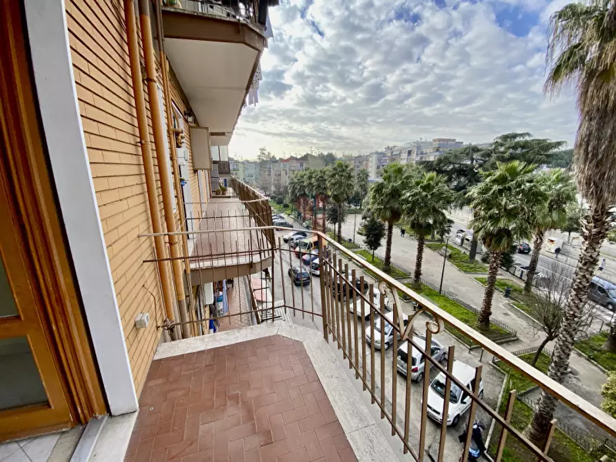 Immagine 24 di Appartamento in vendita  in CORSO SECONDIGLIANO - VIA DEL CASSANO a Napoli