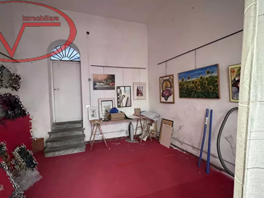Immagine 5 di Negozio in vendita  in via roma a Montevarchi