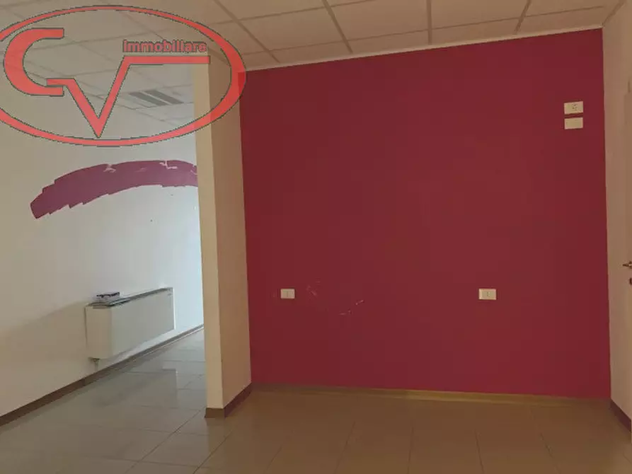 Immagine 9 di Ufficio in vendita  in gruccia a San Giovanni Valdarno