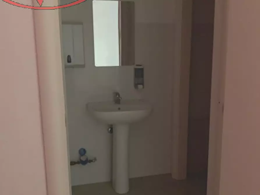 Immagine 10 di Ufficio in vendita  in gruccia a San Giovanni Valdarno