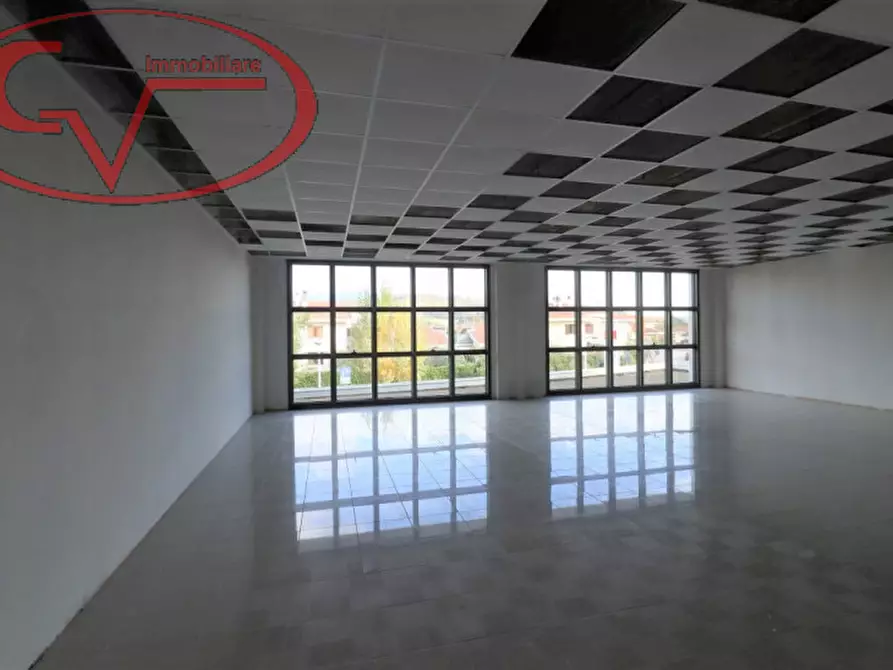 Immagine 2 di Ufficio in vendita  in gruccia a San Giovanni Valdarno