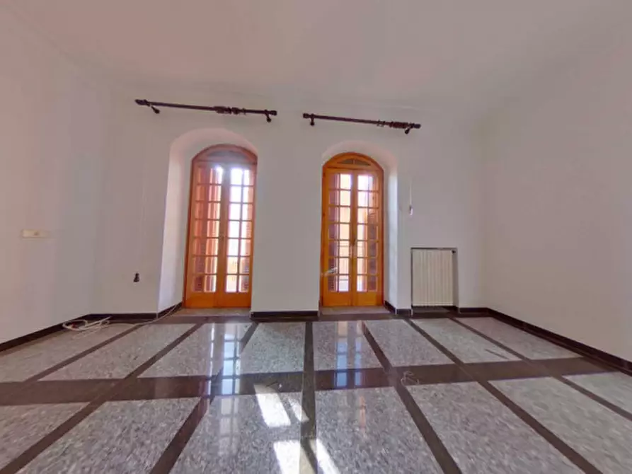 Immagine 7 di Palazzo in vendita  in Montalbano a Fasano