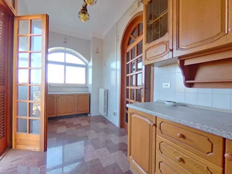 Immagine 12 di Palazzo in vendita  in Montalbano a Fasano