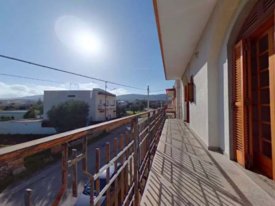 Immagine 18 di Palazzo in vendita  in Montalbano a Fasano