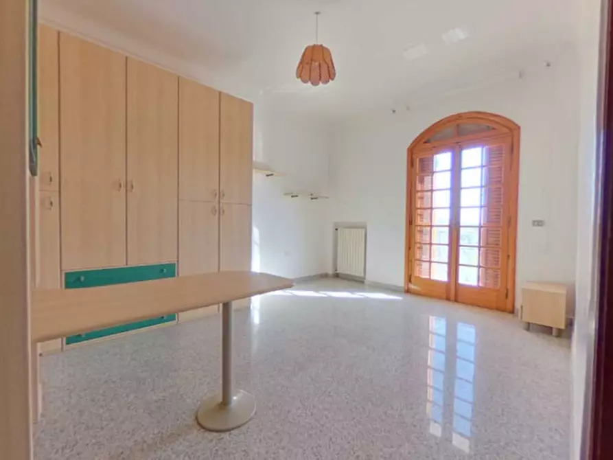 Immagine 21 di Palazzo in vendita  in Montalbano a Fasano