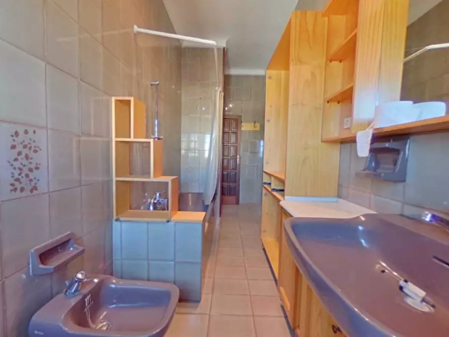 Immagine 25 di Palazzo in vendita  in Montalbano a Fasano