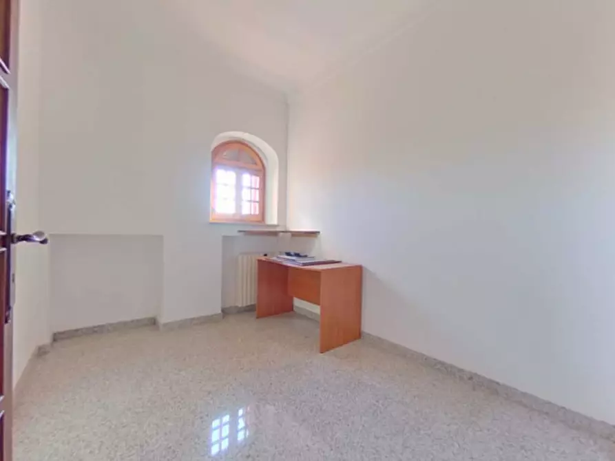 Immagine 27 di Palazzo in vendita  in Montalbano a Fasano