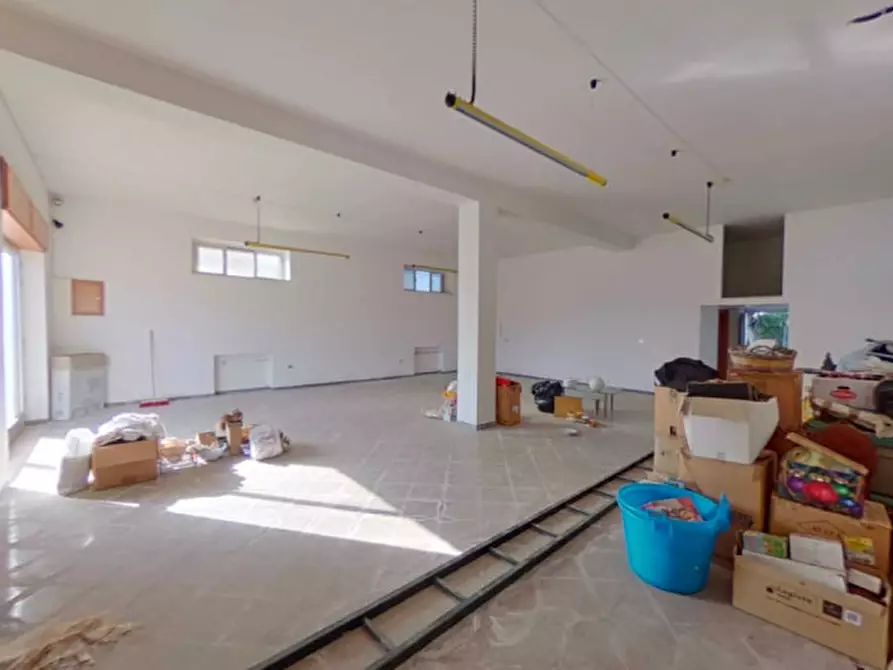 Immagine 38 di Palazzo in vendita  in Montalbano a Fasano