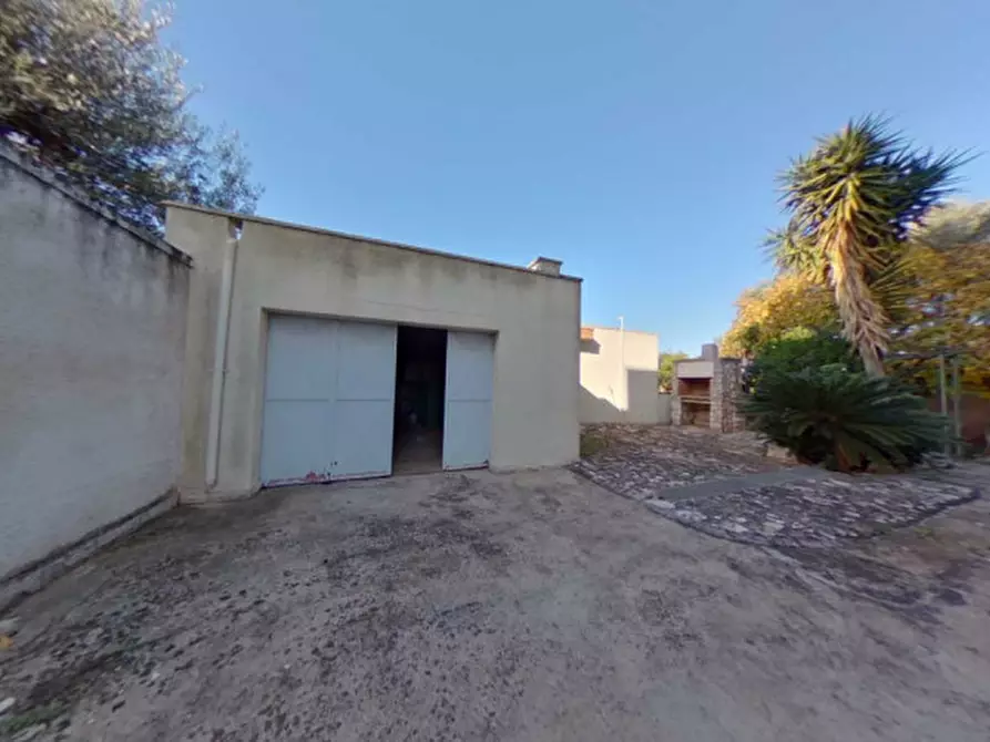 Immagine 40 di Palazzo in vendita  in Montalbano a Fasano