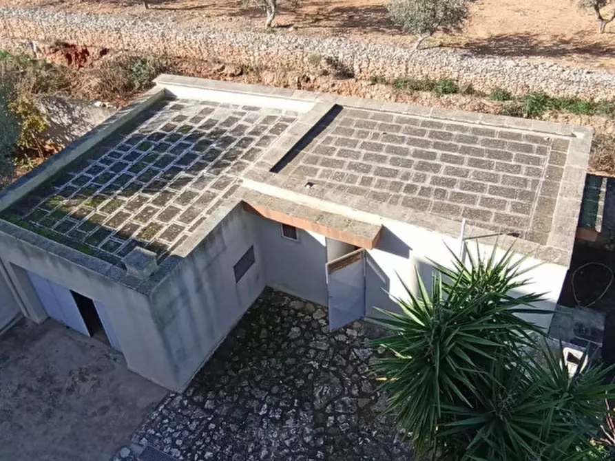 Immagine 41 di Palazzo in vendita  in Montalbano a Fasano